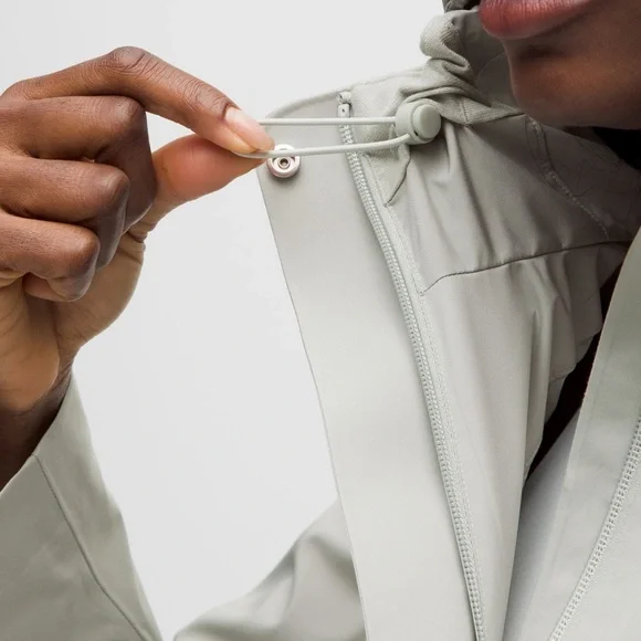 Lululemon Rain Rebel Jacket JDGR color - Picture 7 of 10